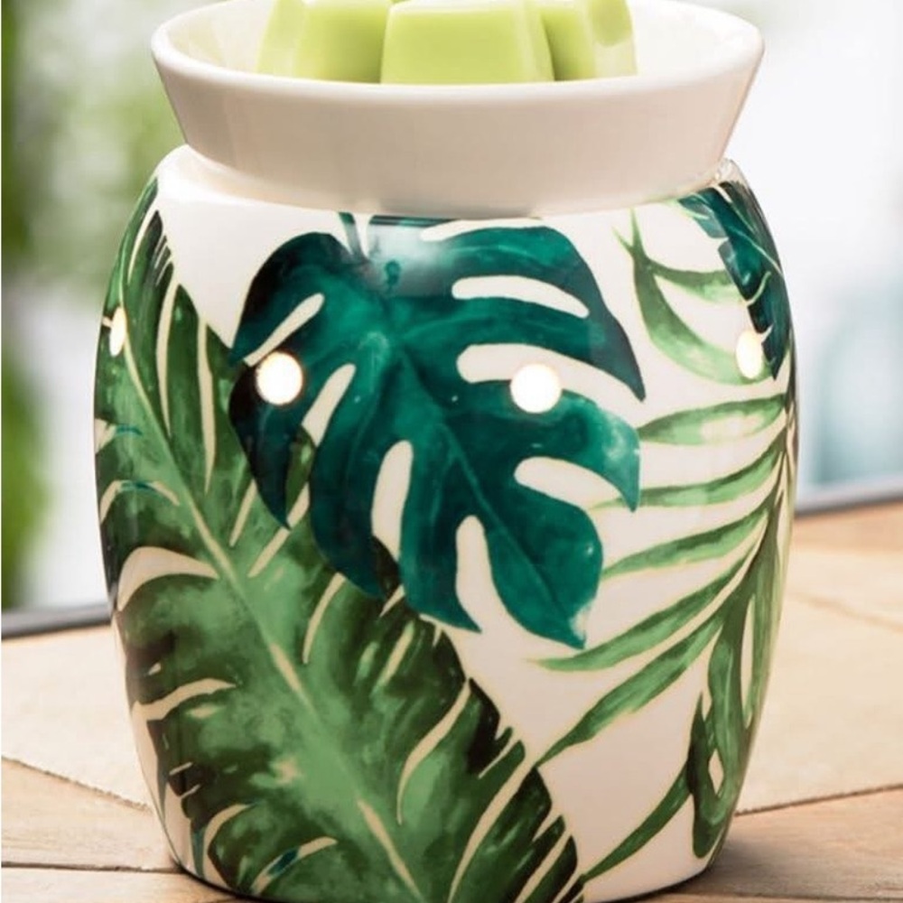 Scentsy “Rainforest” Warmer